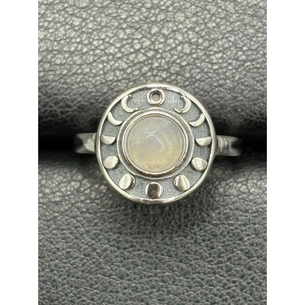 New Condition Sterling Silver Moonstone Moon Phases Ring Size 7 G1
